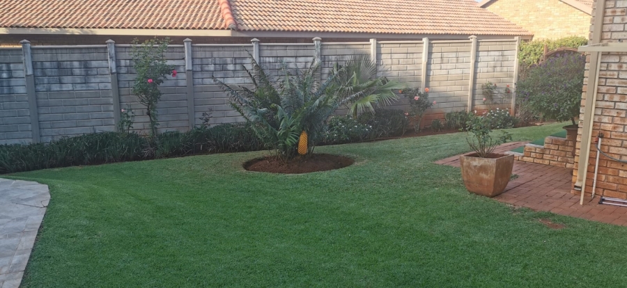 3 Bedroom Property for Sale in Safari Gardens North West